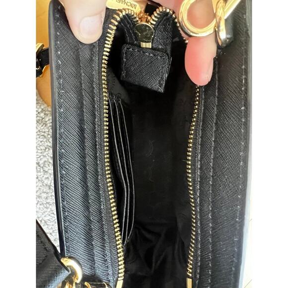 NWOT Michael Kors black small handbag with red rose design - Picture 5 of 5